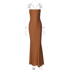 Damen Elegantes, figurbetontes Abendkleid mit Spaghetti-Trägern EB