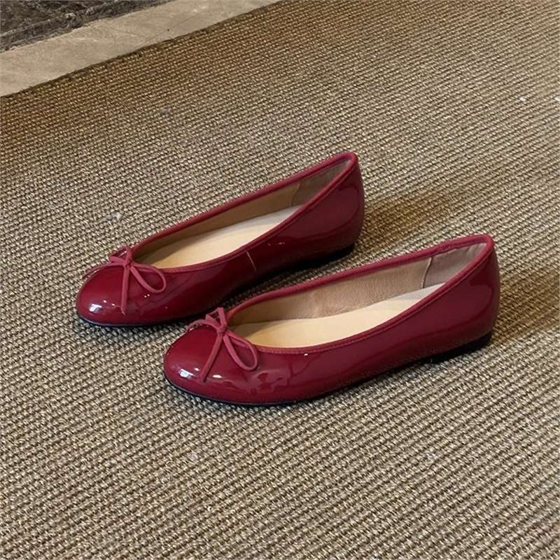Damen Ballerinas aus glänzendem, strukturiertem Obermaterial EB
