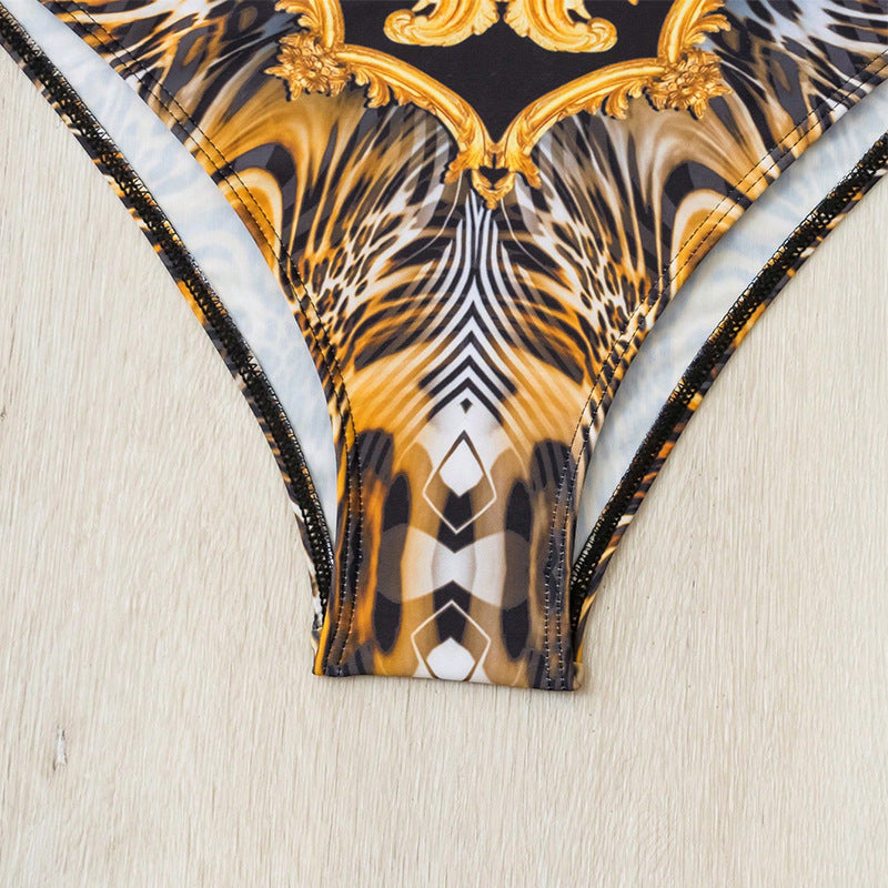 Damen-Designer-Einteiler mit Rüschendetails