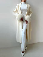 Damen Eleganter Wollmantel mit luxuriösen Pelzärmeln EB