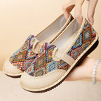 Damen Bequeme Slip-On Clogs mit buntem Jacquard-Muster EB