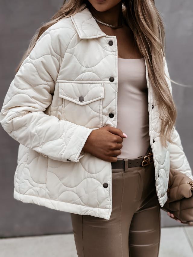Damen gesteppte Übergangsjacke mit trendigem Oversized-Schnitt EB