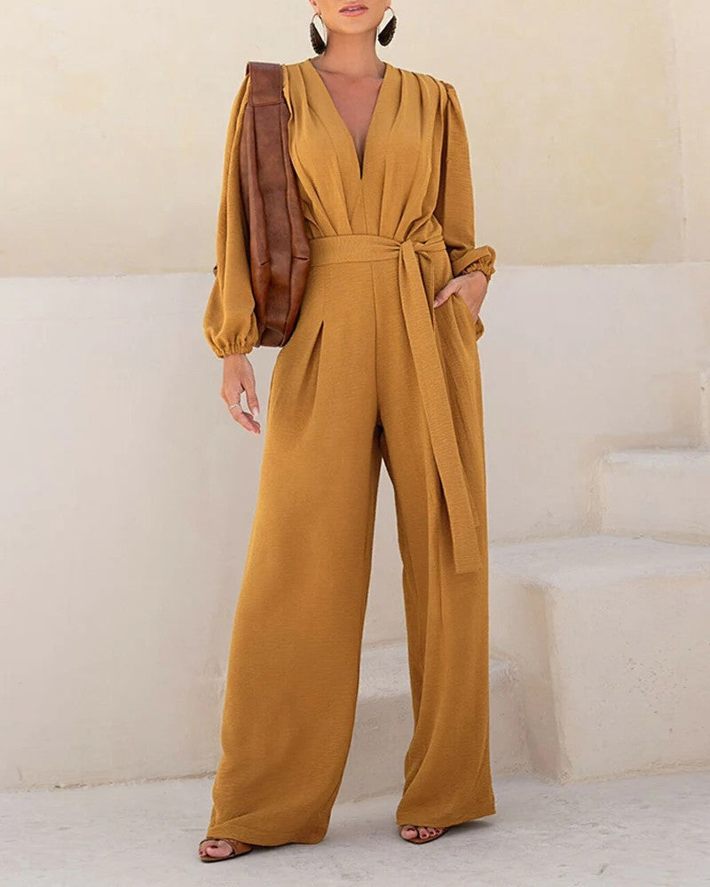 Eleganter Palazzo-Jumpsuit mit V-Ausschnitt und Bindegürtel