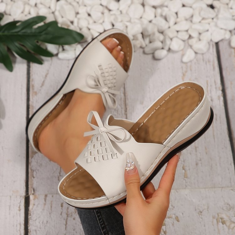 Damen Clogs mit raffiniertem Riemendesign und weicher Innensohle EB