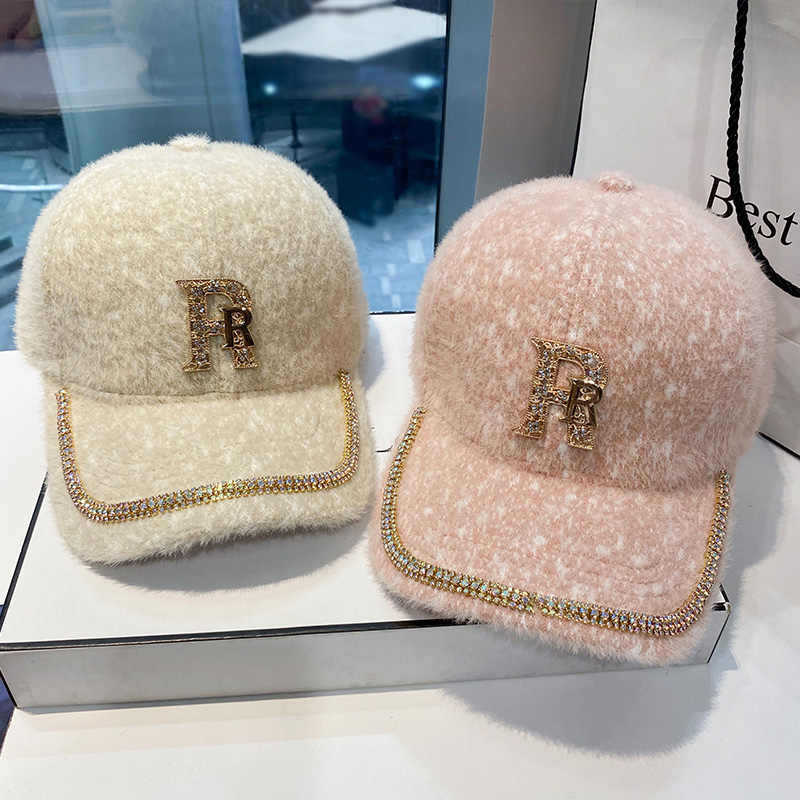 Luxuriöse Damen-Baseballkappe aus Fleece mit Verzierungen