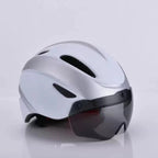 Fahrradhelm mit Visier
