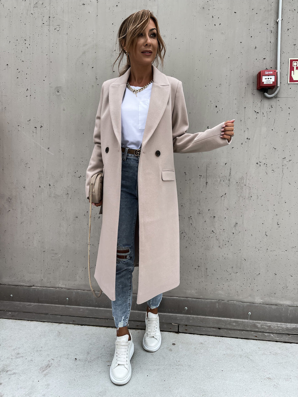 Damen eleganter Wollmantel im Oversized-Stil EB
