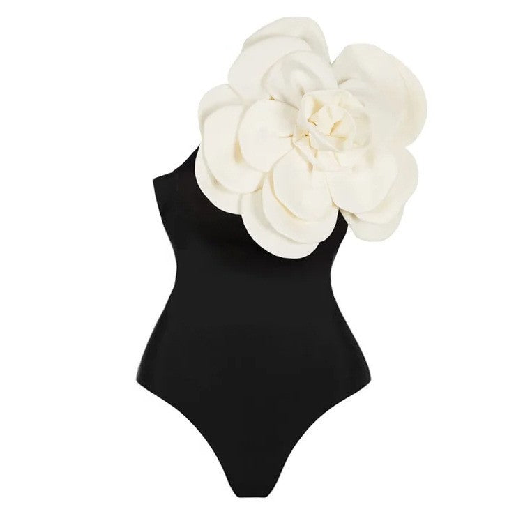 Eleganter Jumpsuit mit aufwendiger Blumendekoration