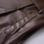 Damen Kunstleder-Trenchcoat mit modischem Schnitt und praktischen Taschen EB
