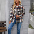 Damen Karottenjacke im lässigen Oversized-Stil mit kontrastierenden Karomustern EB