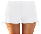 Figurschmeichelnde Badeshorts mit Raffung