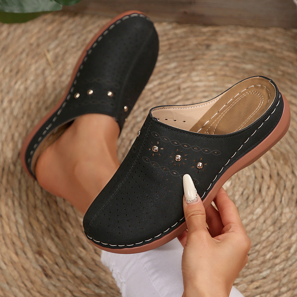 Damen Bequeme Clogs mit modischem Perforationsdesign und dekorativen Applikationen EB