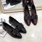 Damen Ballerinas aus Hochglanz-Leder mit eleganter Schleifen-Applikation EB