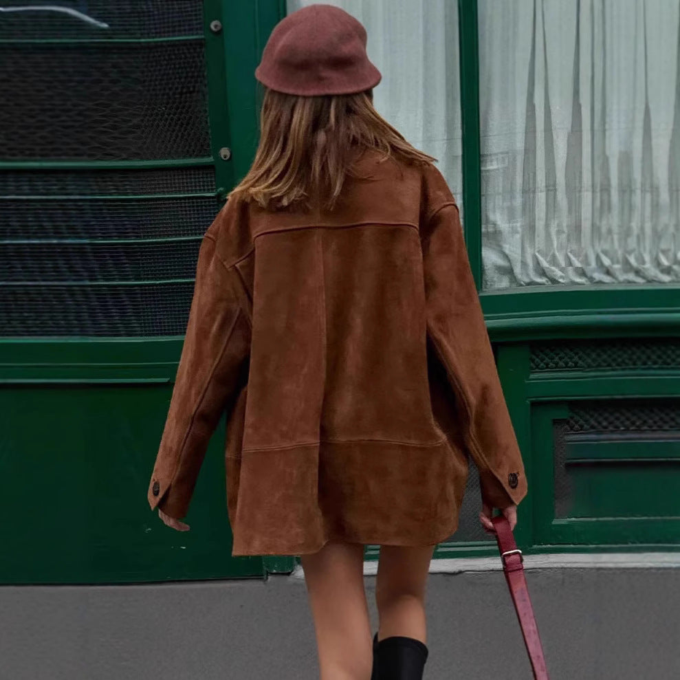 Damen klassische Wildlederjacke im entspannten Schnitt mit knöpfbarem Verschluss EB