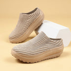 Damen bequeme Clogs mit atmungsaktivem Obermaterial und rutschfester Sohle EB