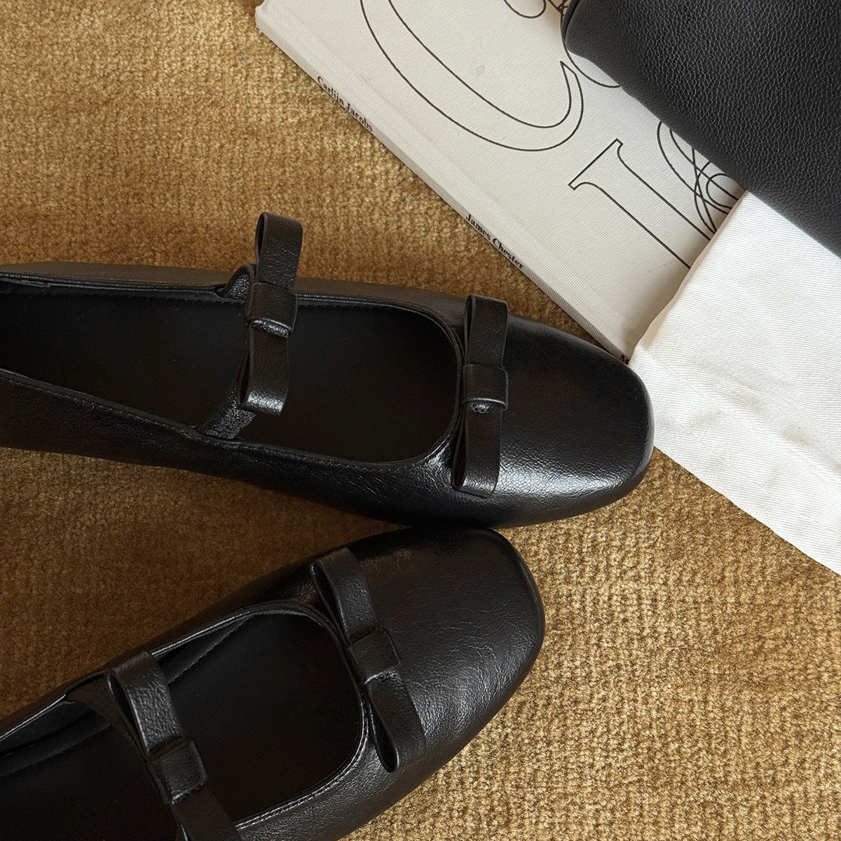 Damen Ballerinas mit elegantem Riemchen und komfortablem Fußbett EB
