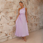 Damen Elegantes Maxikleid mit schrägem Ausschnitt und stilvollen Falten EB