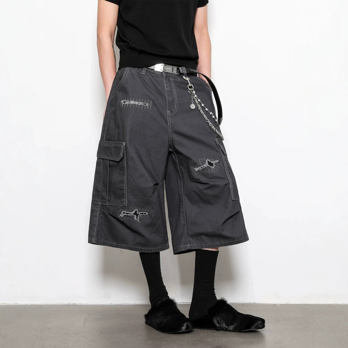 Stilvolle Herren-Cargoshorts mit weitem Schnitt und praktischen Taschen