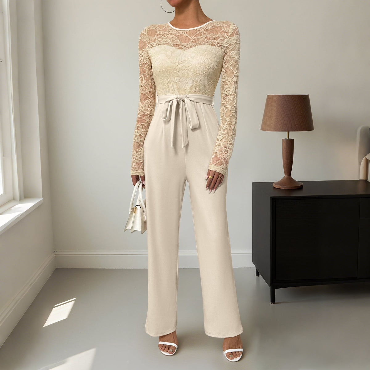 Eleganter und vielseitiger Damen-Jumpsuit mit Spitzenoberteil