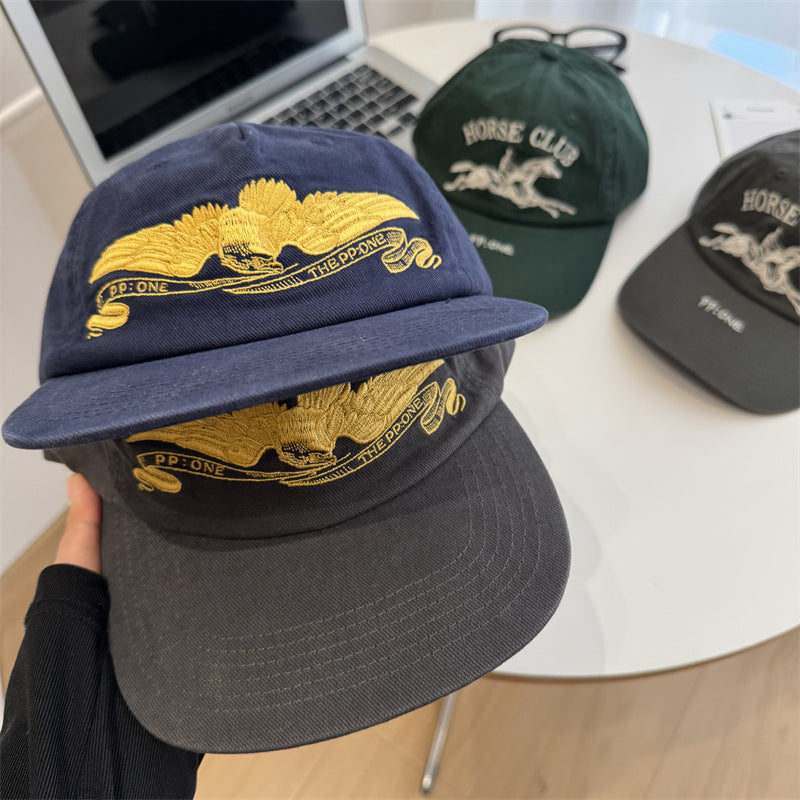 Herren-Cap mit Stickerei