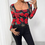 Damen nan figurnahes Stretchshirt mit quadratischem Ausschnitt, feiner Meshstruktur und großflächigem Rosenprint EB