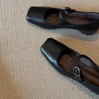 Damen Ballerinas mit einzigartigem Quadratzehen-Design und verstellbarem Riemen EB