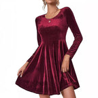 Damen A-Linien Kleid aus samtiger Qualität mit langen Ärmeln und Rundhalsausschnitt EB