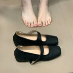 Damen Ballerinas mit elastischem Riemchen und komfortablem Fußbett EB