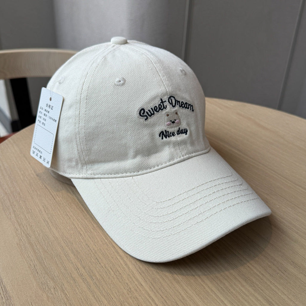 Verspielte bestickte Kappe für Damen