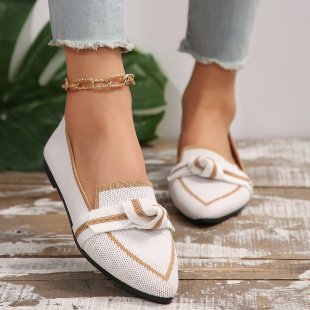 Damen bequeme Slip-On Mokassins mit modischen Details EB