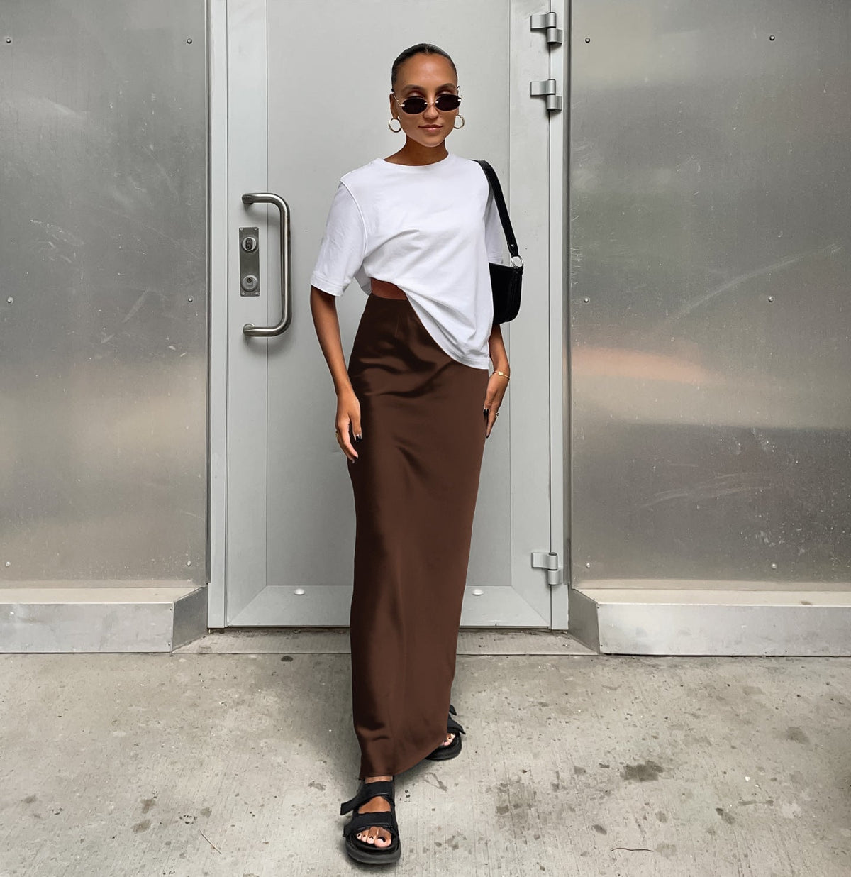 Damen Eleganter Maxirock mit hohem Schnitt und fließendem Stoff EB