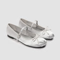 Damen Ballerinas mit verstellbarem Riemen und satinierter Oberfläche EB