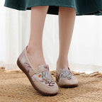 Damen bequeme Mokassins mit handgefertigtem Blumenmuster EB