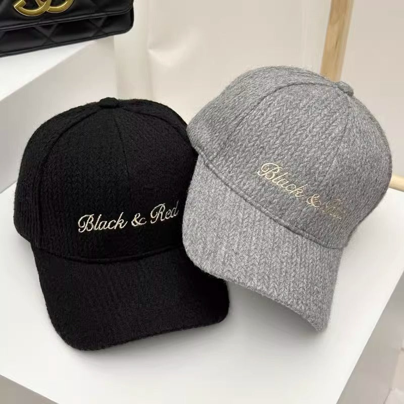 Damen-Strick-Baseballkappe mit Stickerei