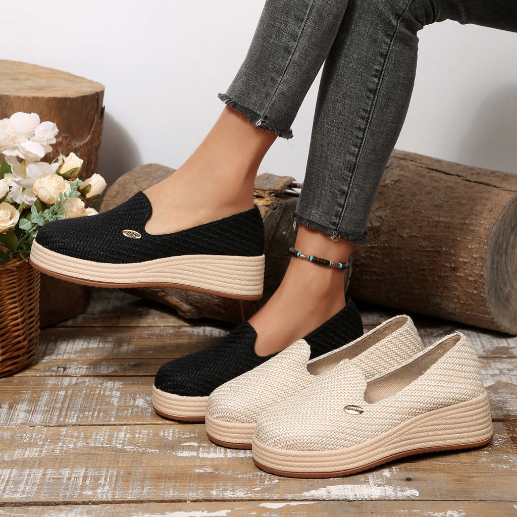 Damen Bequeme Plateauslipper mit elegantem Obermaterial EB