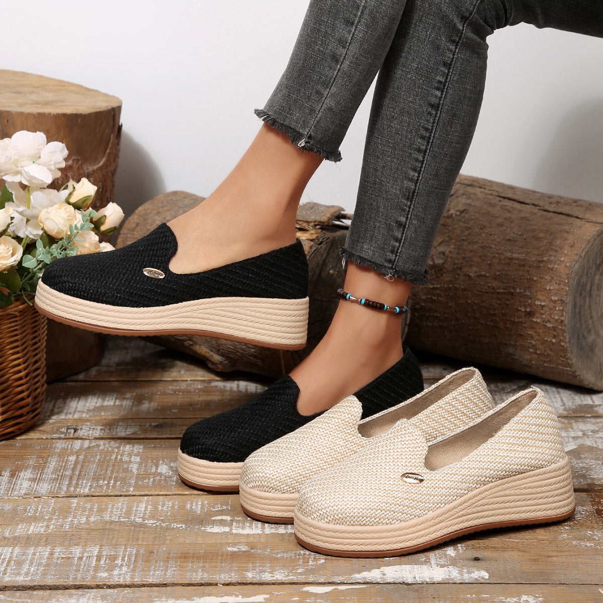 Damen Bequeme Plateauslipper mit elegantem Obermaterial EB