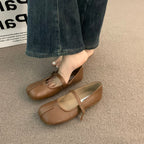 Damen Ballerinas mit verstellbarem Riemen und dekorativen Details EB