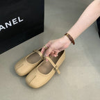Damen Ballerinas mit verstellbarem Riemen und dekorativen Details EB