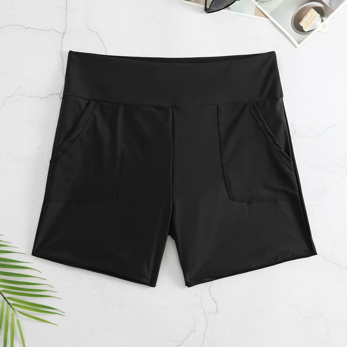 Damen-Badeshorts mit hohem Bund und Seitentaschen