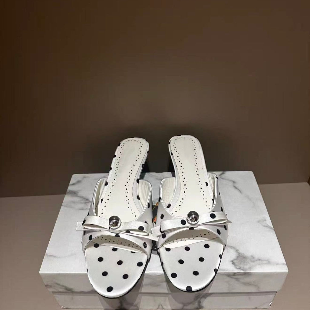 Damen Badeschuhe mit modischem Punkteüberwurf und raffiniertem Schleifendesign EB
