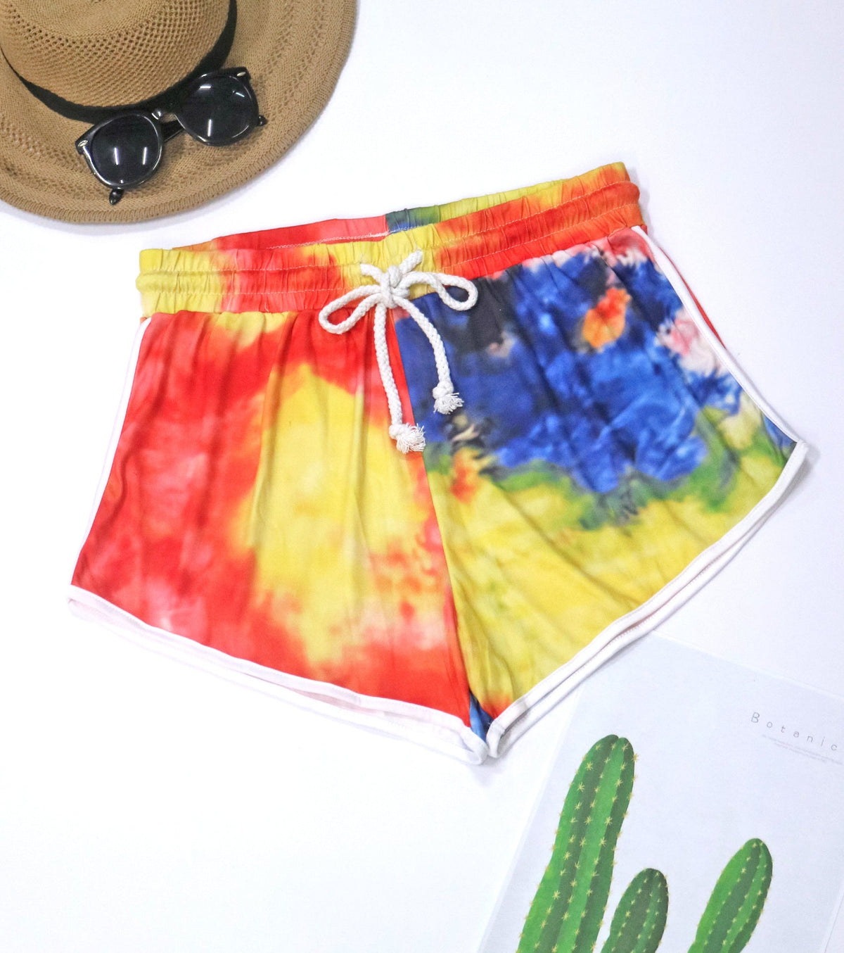 Lässige Damen-Badeshorts mit Farbverlauf