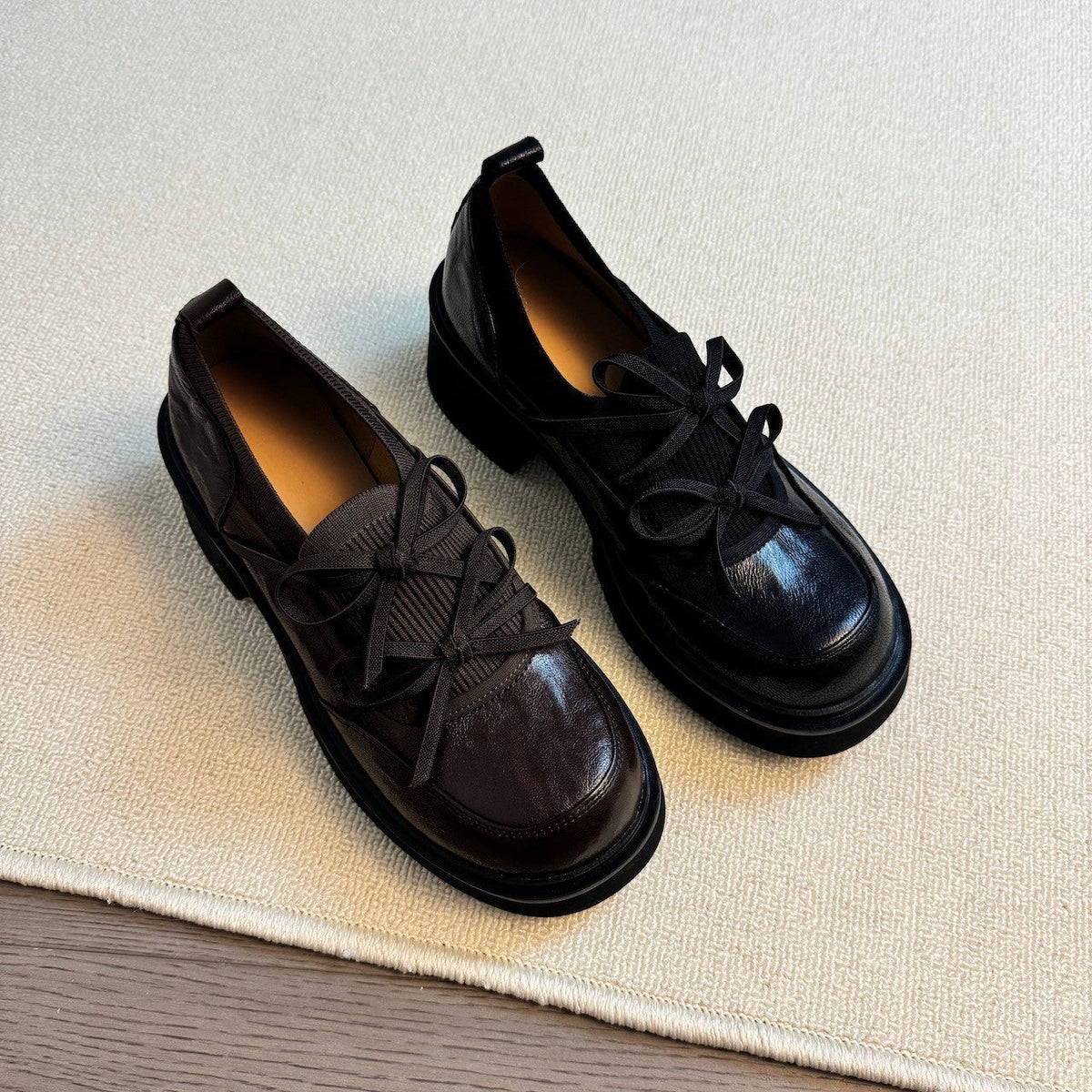 Damen Bequeme Schnürschuhe mit modischem Design und robustem Absatz EB