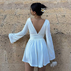 Damen elegantes Kleid mit tiefem V-Ausschnitt und langen Ärmeln EB