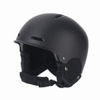 Protektiver Skihelm