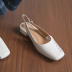 Damen Slingback-Pumps mit modischem Riemendetail und bequemer Fußbettgestaltung EB