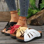 Damen Bequeme Slippers mit modischem Riemchen-Design EB