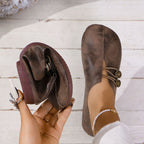 Damen komfortable Slipper mit modischen Knopfdetails EB