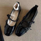 Damen Ballerina-Schuhe mit schimmernder Oberfläche und verspieltem Riemen EB