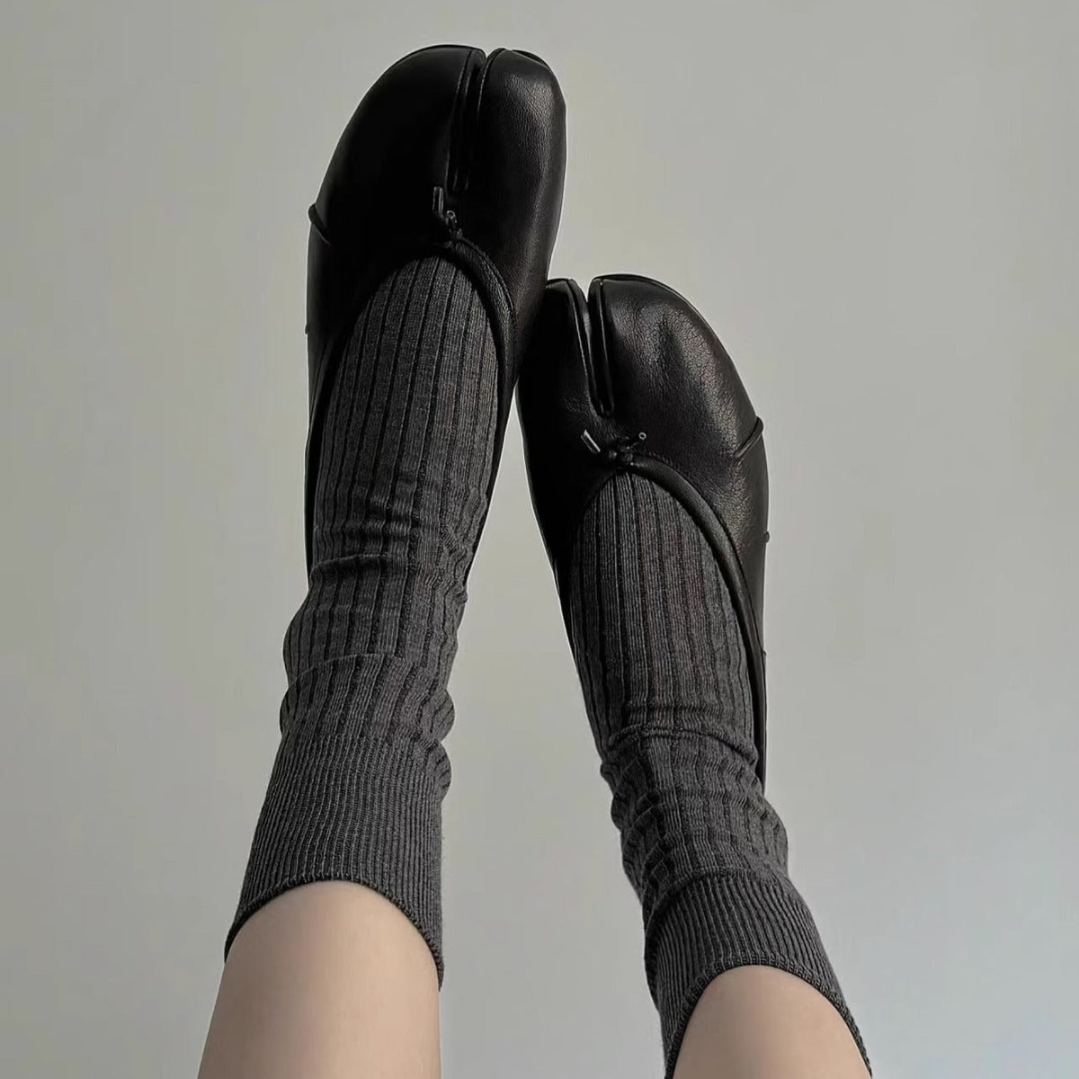 Damen Ballerinas mit raffinierter Zehenpartie und samtiger Lederverarbeitung EB