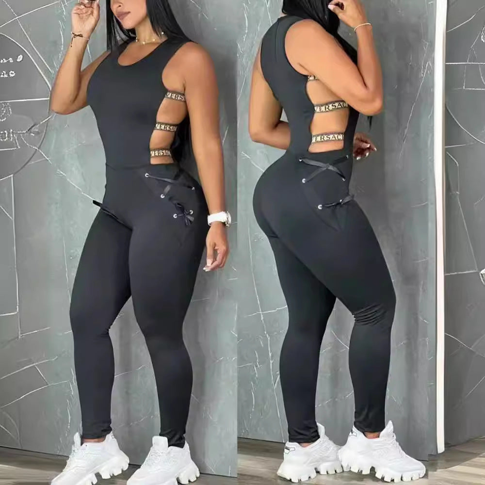 Damen Bodycon Jumpsuit mit Cut-Out-Details und modischem Gürtel EB